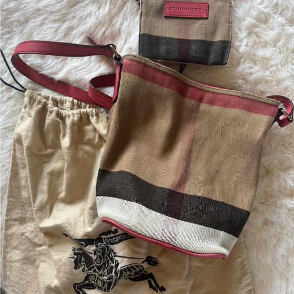 Burberry Tan and Red Crossbody Bag - Picture 1 of 3